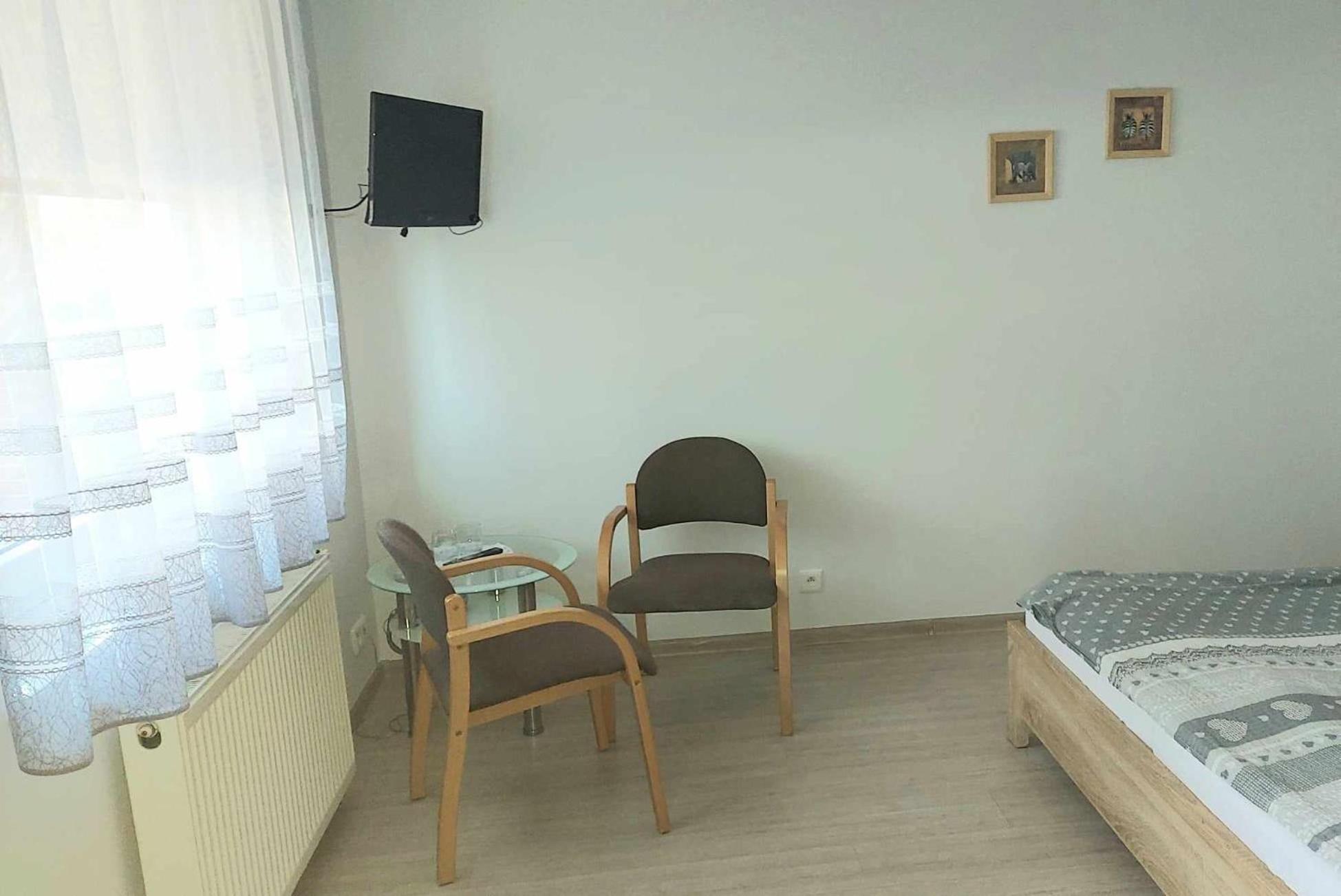 Inter-Bar-Motel Nowe Marzy Esterno foto