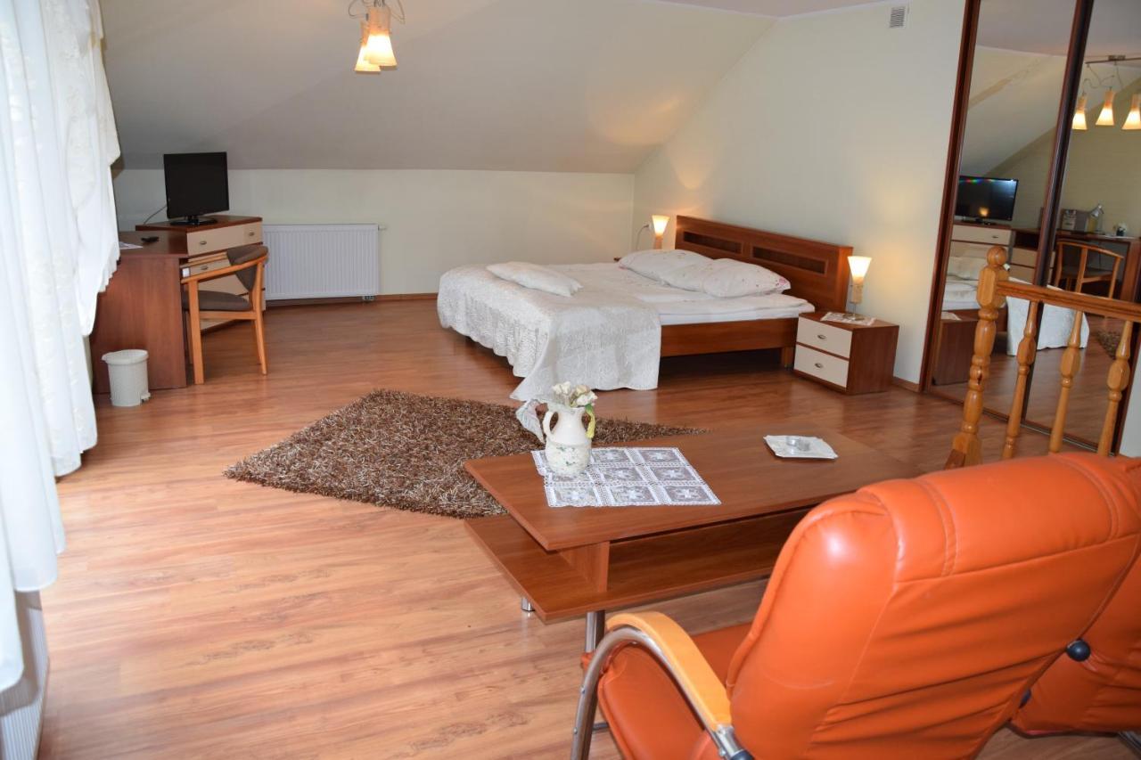 Inter-Bar-Motel Nowe Marzy Esterno foto