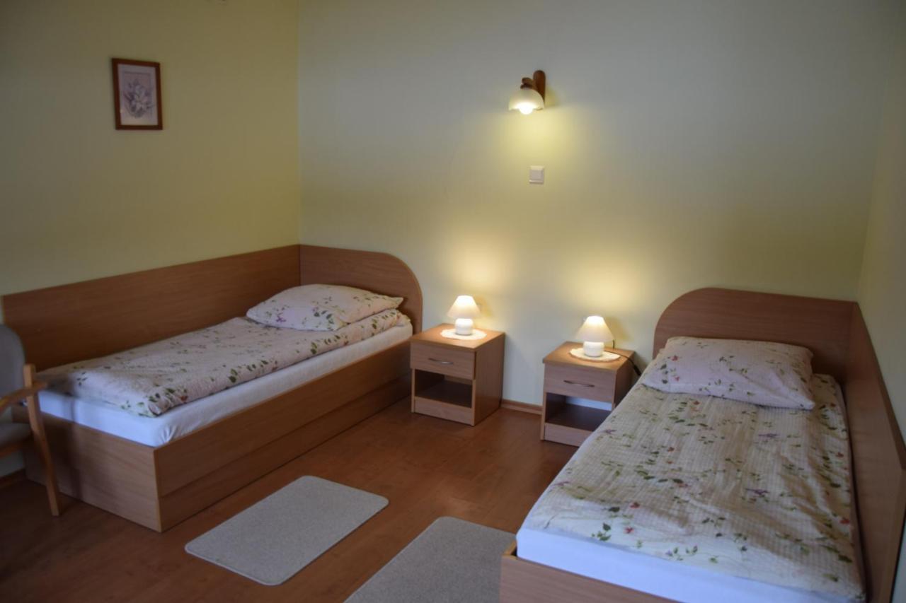 Inter-Bar-Motel Nowe Marzy Esterno foto