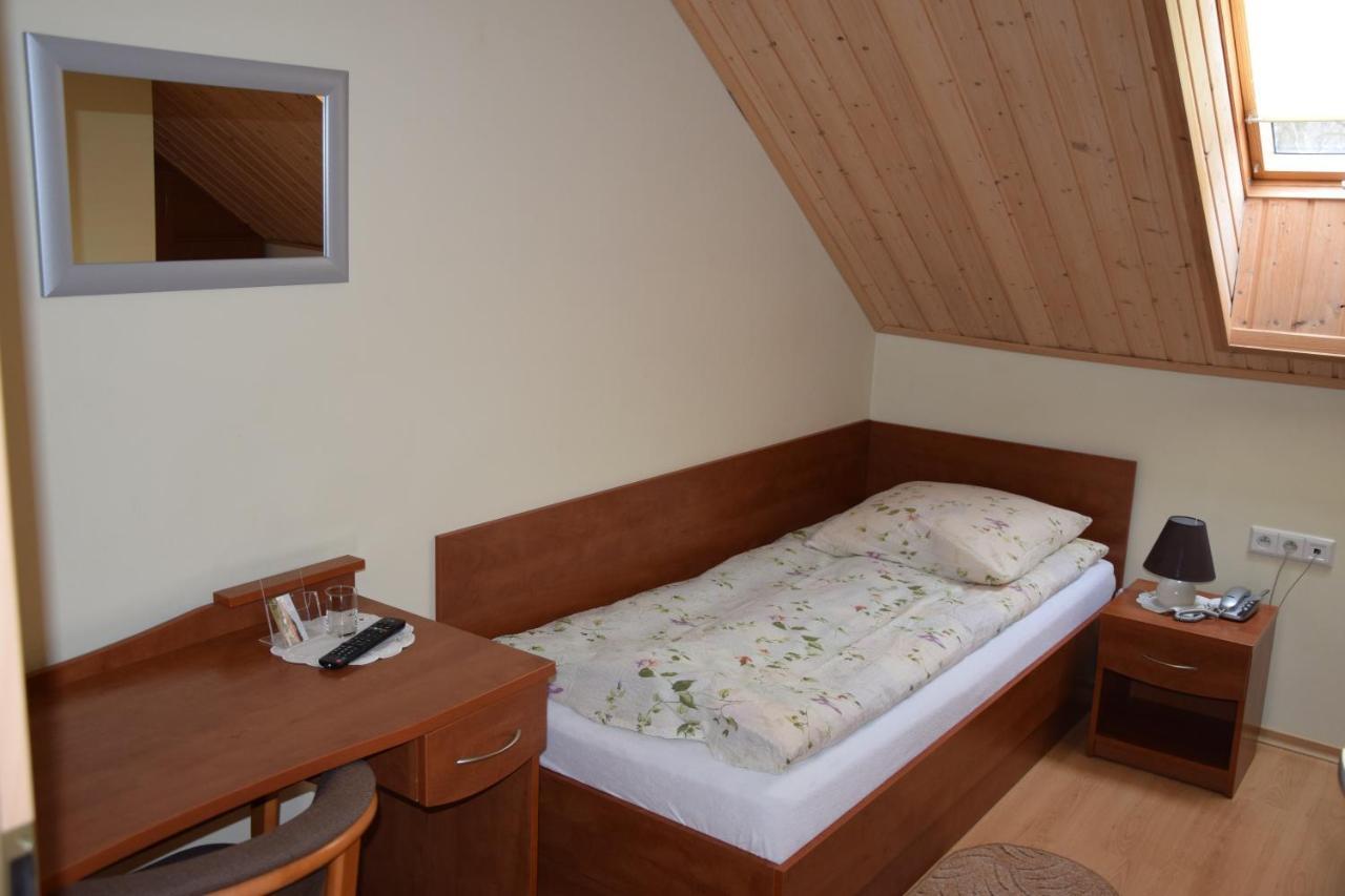 Inter-Bar-Motel Nowe Marzy Esterno foto